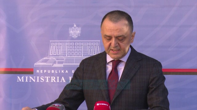 Lame: Abuzime me legalizimet në Unazë - News, Lajme - Vizion Plus