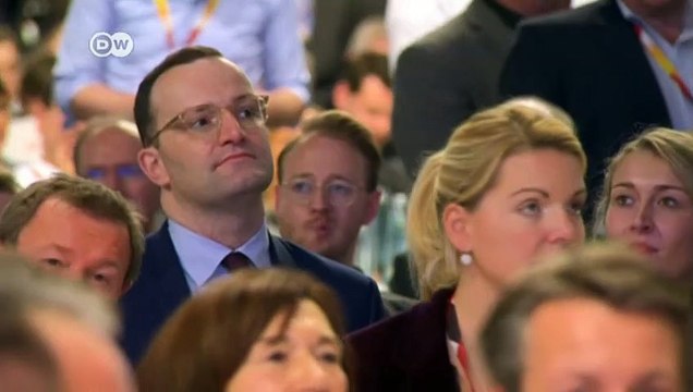 Kramp-Karrenbauer succeeds Merkel as CDU leader | DW News