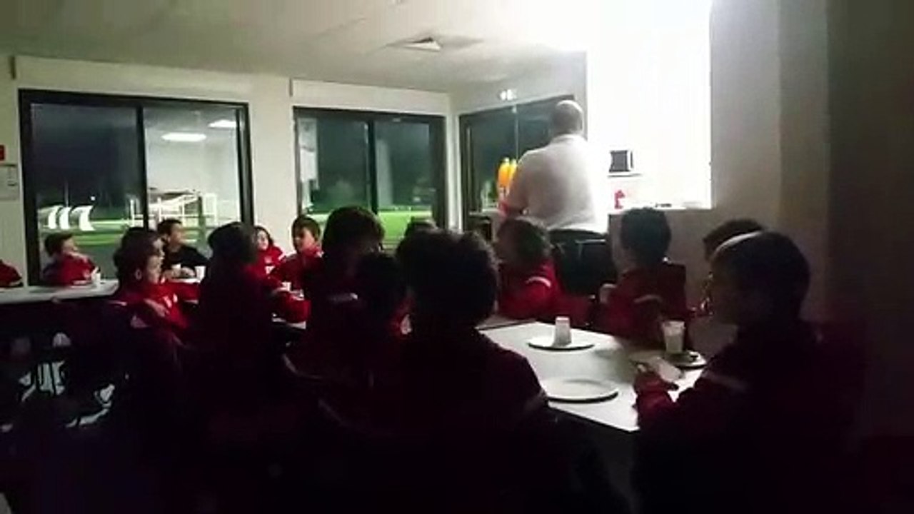 LA CHANSON ET LES BOUGIES SOUFFLÉES DE NOS U11. NOV2018