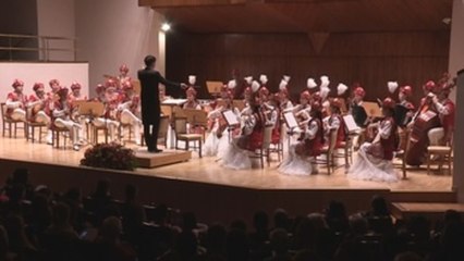 El folclore musical de Kazajistán acerca a Madrid melodías de la Gran estepa