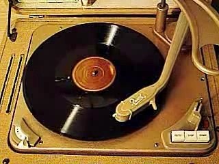 On danse a Paris - Charles Trenet - 78rpm