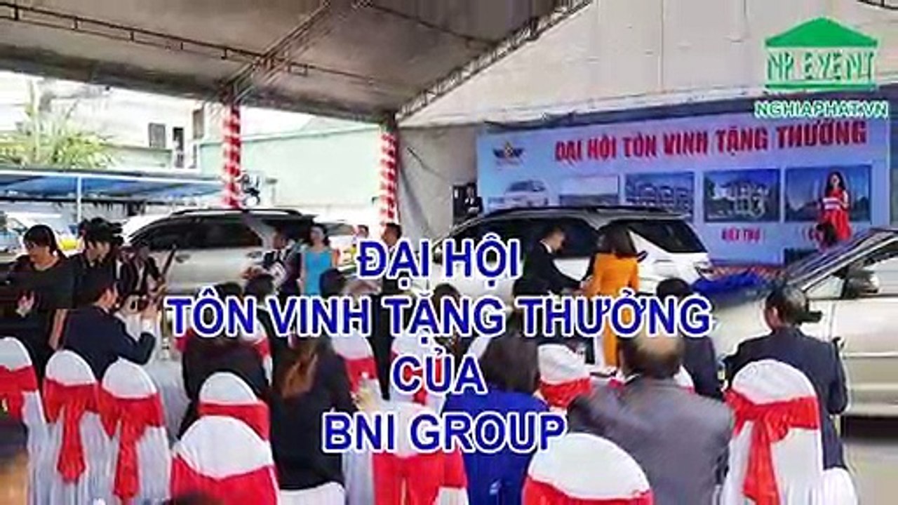 CHO THUÊ NHÀ BẠT KHÔNG GIAN TẠI ĐẠI HỘI TÔN VINH TẶNG THƯỞNG CỦA BNI GROUP