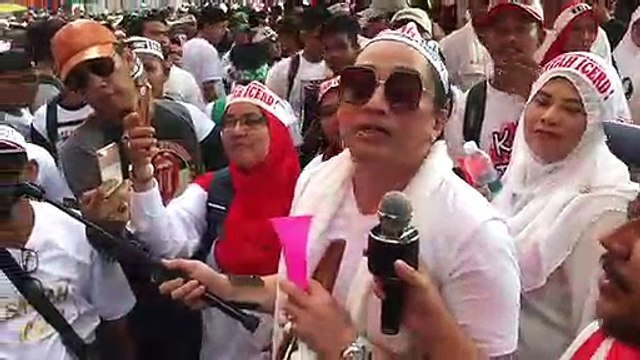 Azwan Ali attends anti-ICERD rally in KL