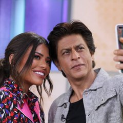 شاروخان يشعل الاستوديو ويرقص هندي مع مذيعات ام بي سي