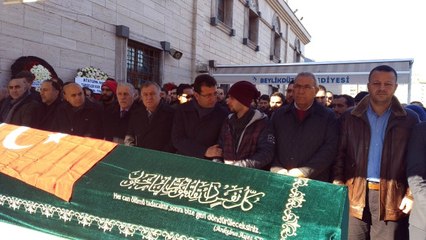 Aracında Öldürülen Taksici Son Yolculuğuna Uğurlandı