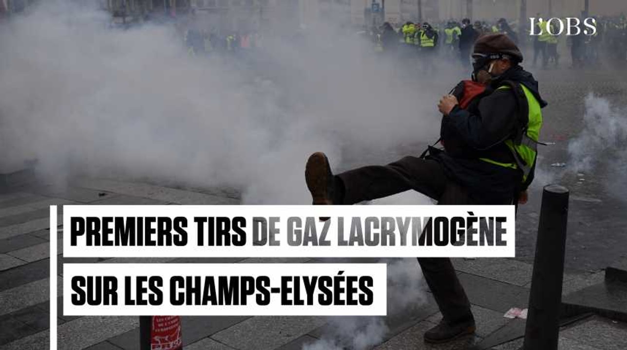 "Gilets jaunes", acte 4 : premiers accrochages entre la police et les manifestants sur les Champs-Elysées