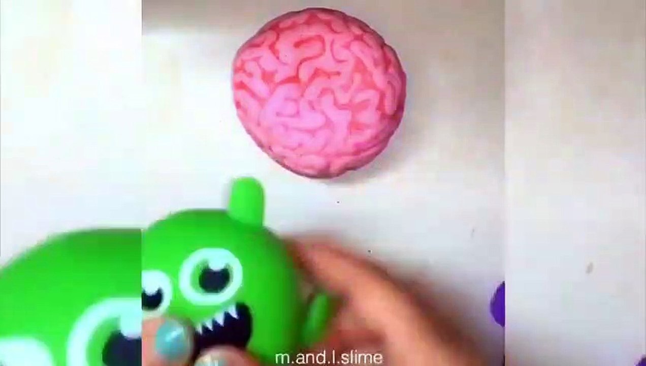 CUTTING OPEN SQUISHIES AND STRESS BALLS #9 - Mo...
