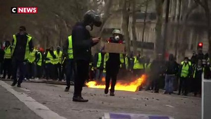 La situation se tend sur les grands boulevards à Paris