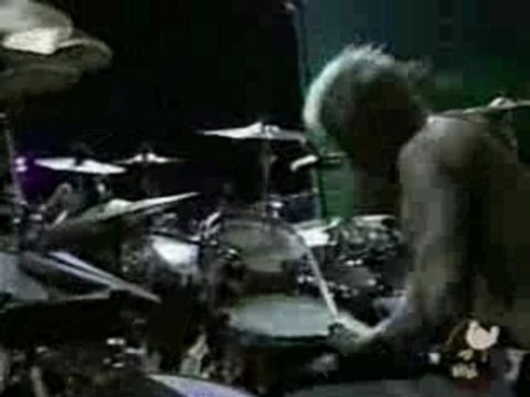 Korn - Twist (Live Woodstock 99)