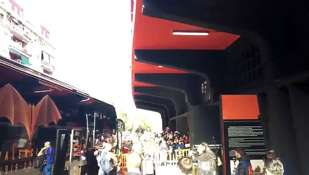 Llegada del Valencia CF a Mestalla para jugar contra el Sevilla