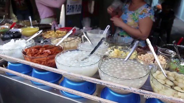 VMS thiên đường ẩm thực chợ 200 Xóm Chiếu Sài Gòn