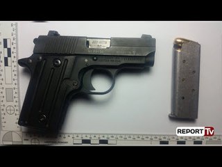 Po shkonin në ceremoninë e Kaçifasit në Bularat me armë në makinë, ndalohet deputeti dhe polici grek