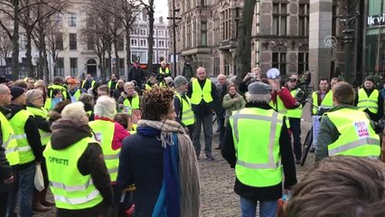 Hollanda'da Sarı Yelekliler Protestosu