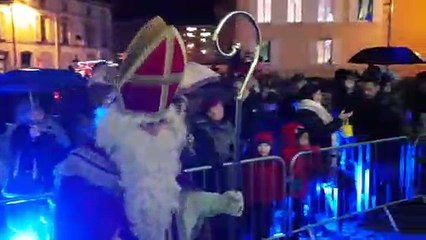 Bain de foule et remise des clés de la Ville de Remiremont pour saint Nicolas