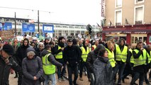 Gilets jaunes et défenseurs de l’environnement ensemble dans les rues du Mans