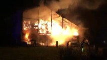 Haut-Doubs : un incendie dévaste un hangar agricole à Goux les Usiers