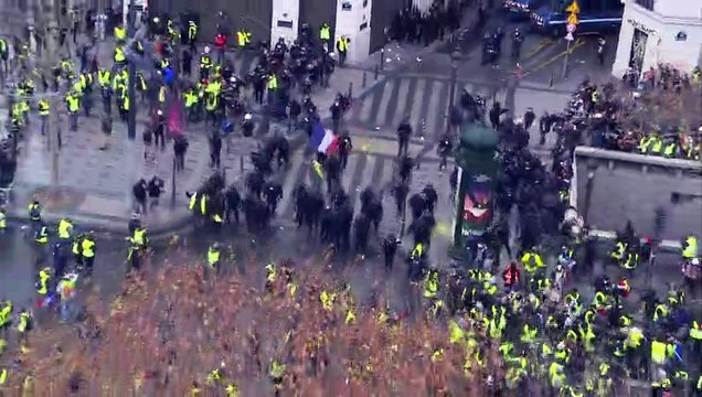 Disturbios en protestas de chalecos amarillos en Francia