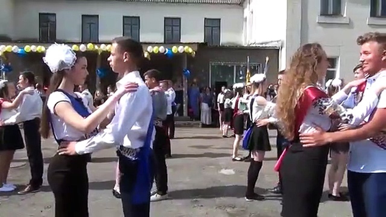 Наш вальс (останній дзвінок). Андрушівська гімназія. Володимир Повальчук