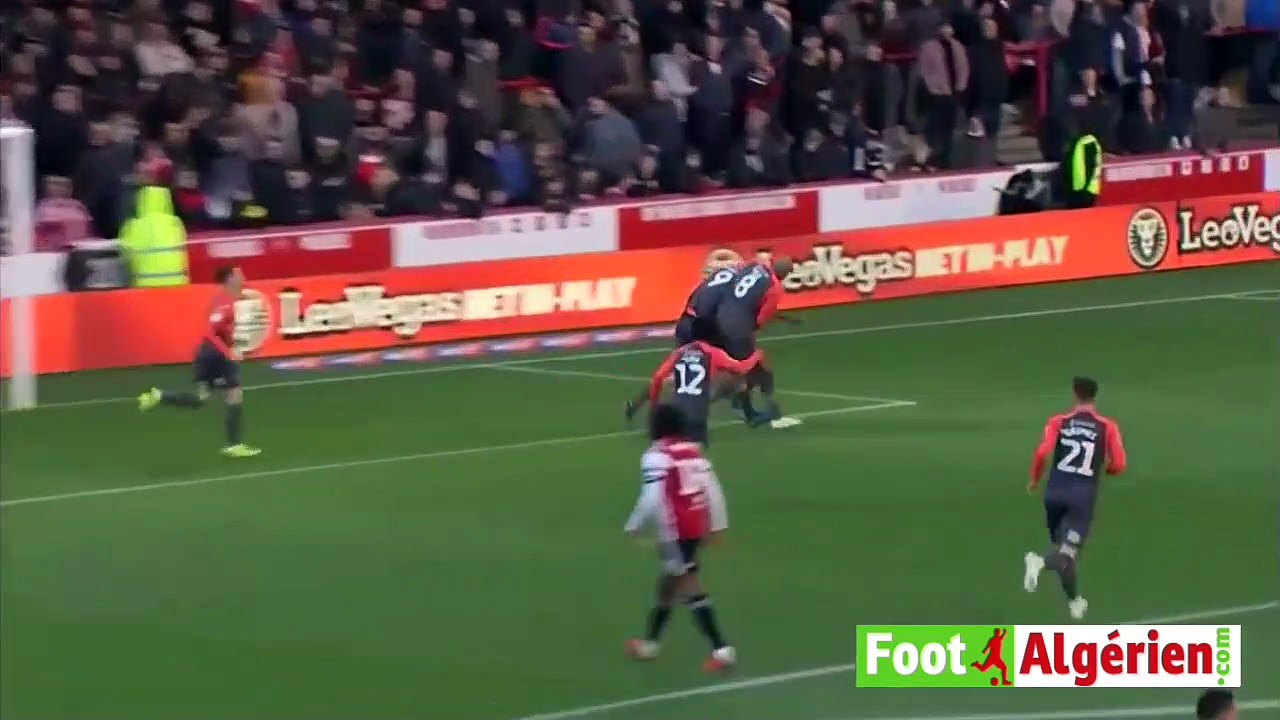 Brentford 2 - 3 Swansea (superbe but de Saïd Benrahma sur coup franc)