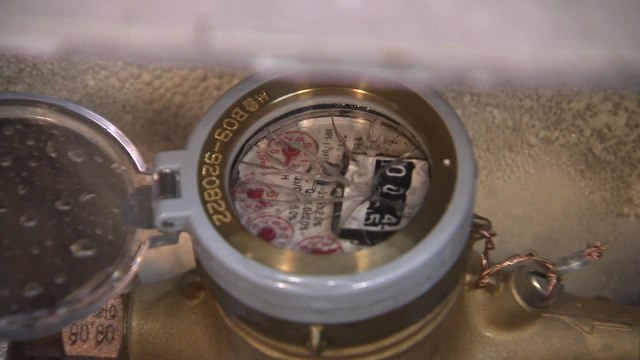 한파에 동파 사고 급증...화재도 잇따라 / YTN