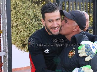 Descargar video: صور من الحصة التدريبية لهذا المساء Espérance Sportive de Tunis entrainement 2018 #02