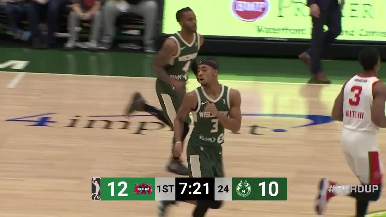 Vander Blue sets up the nice finish