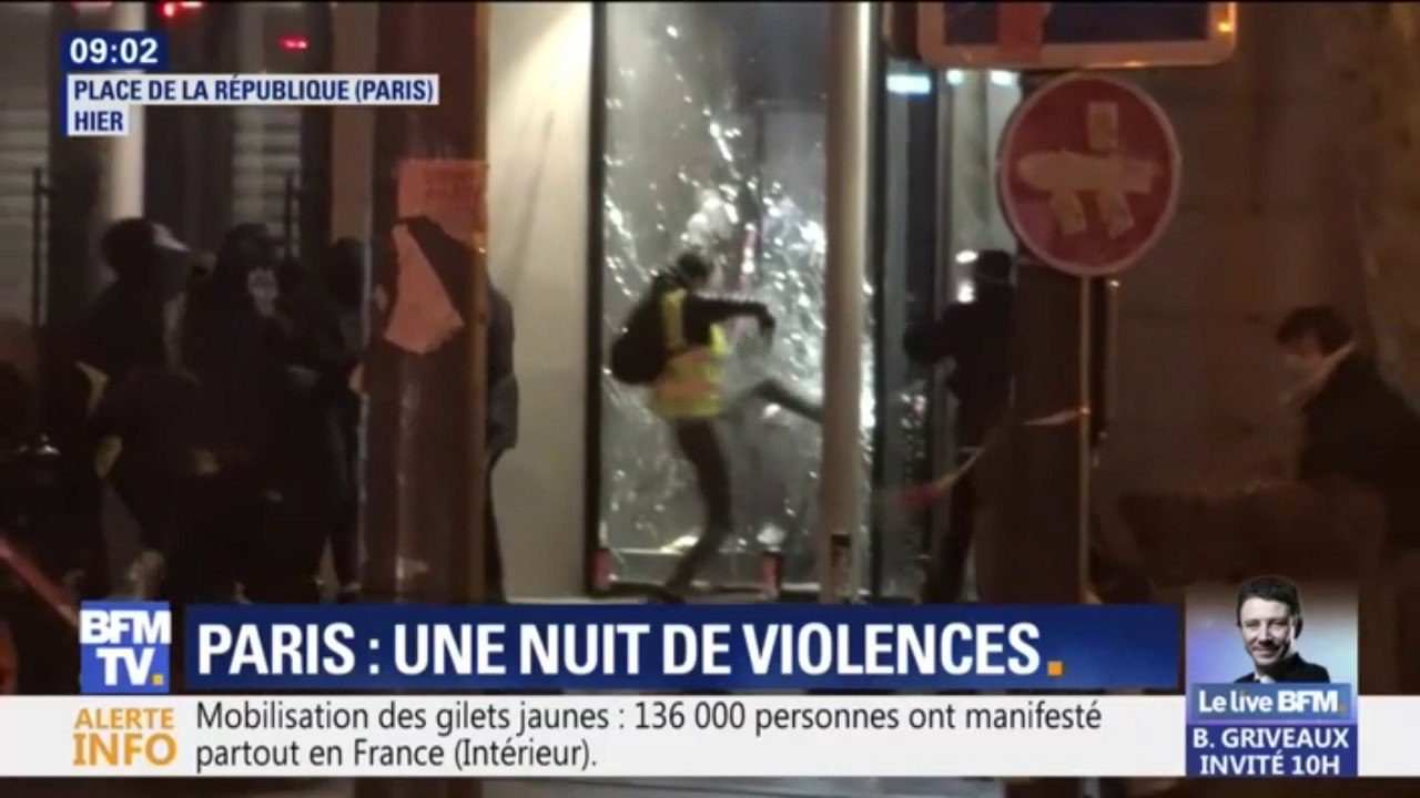 À Paris, les heurts entre casseurs et forces de l'ordre ont continué dans la nuit