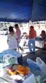 Alcaldía de San Salvador desaloja a vendedores por usar canopy de Nuevas Ideas