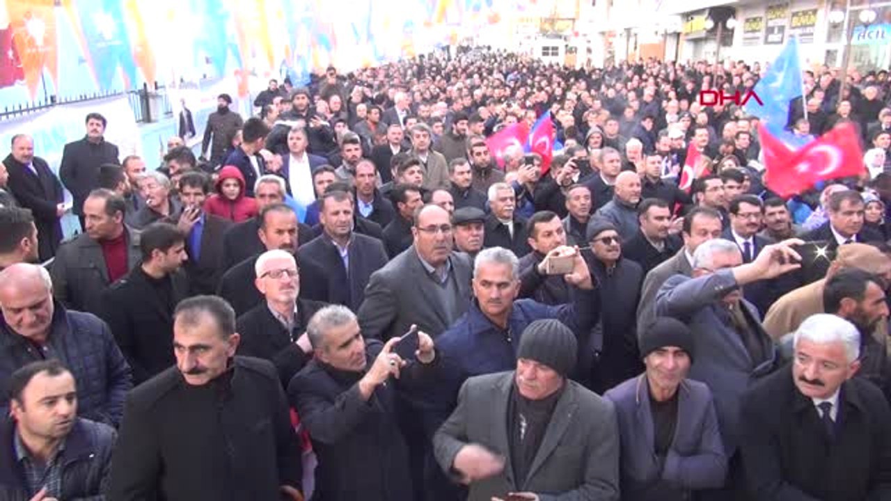 Van AK Parti'nin Van Büyükşehir Belediye Başkanı Adayına, Coşkulu Karşılama