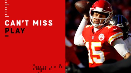 Can't-Miss Play: Mahomes takes sidearm pass to a new level