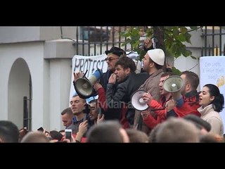 Studentet nuk ndalin protestat