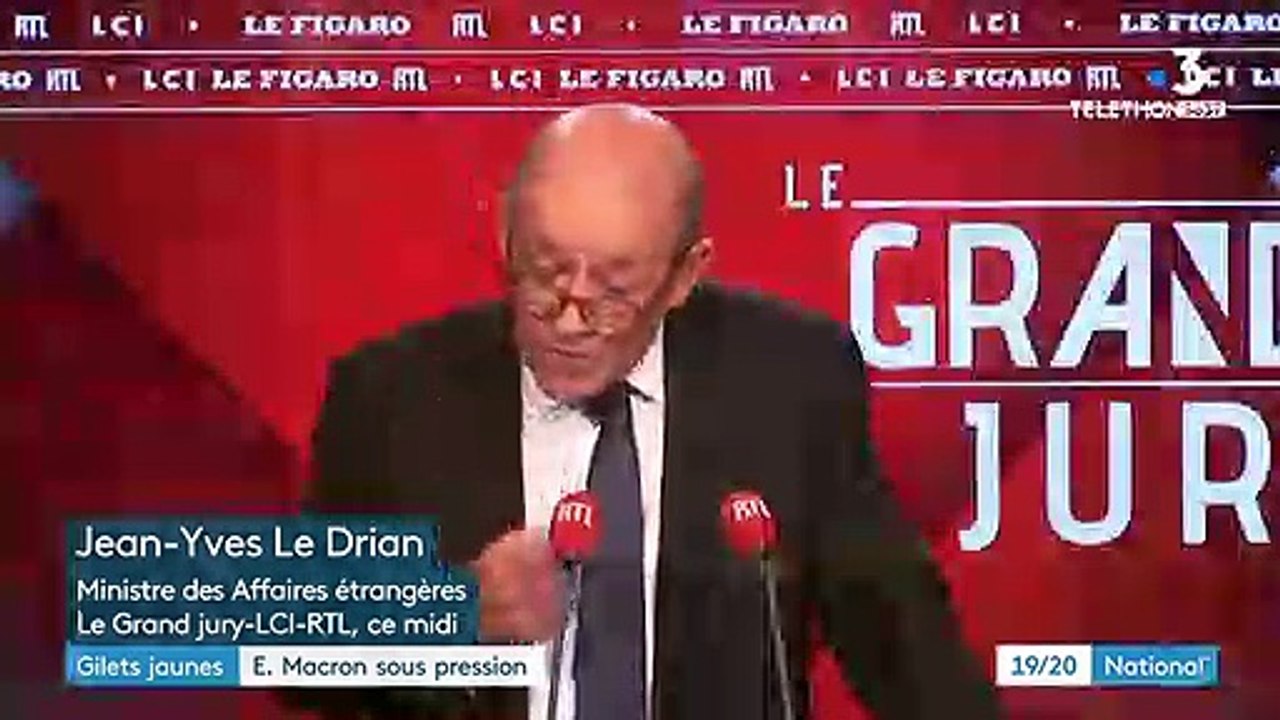 "Gilets jaunes" : Emmanuel Macron sous pression
