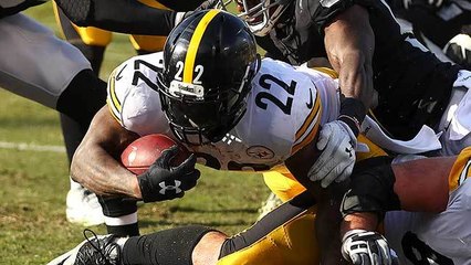 Stevan Ridley hops through holes in line for 2-yard TD