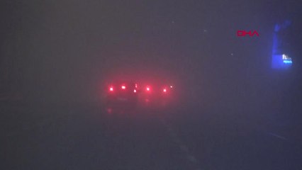 İzmir'de Etkili Olan Sis, Sürücülere Zor Anlar Yaşattı