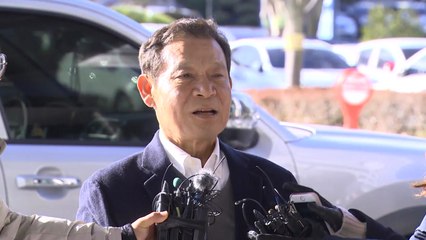 피해자에서 피의자로...윤장현 前 광주시장 검찰 출석 / YTN