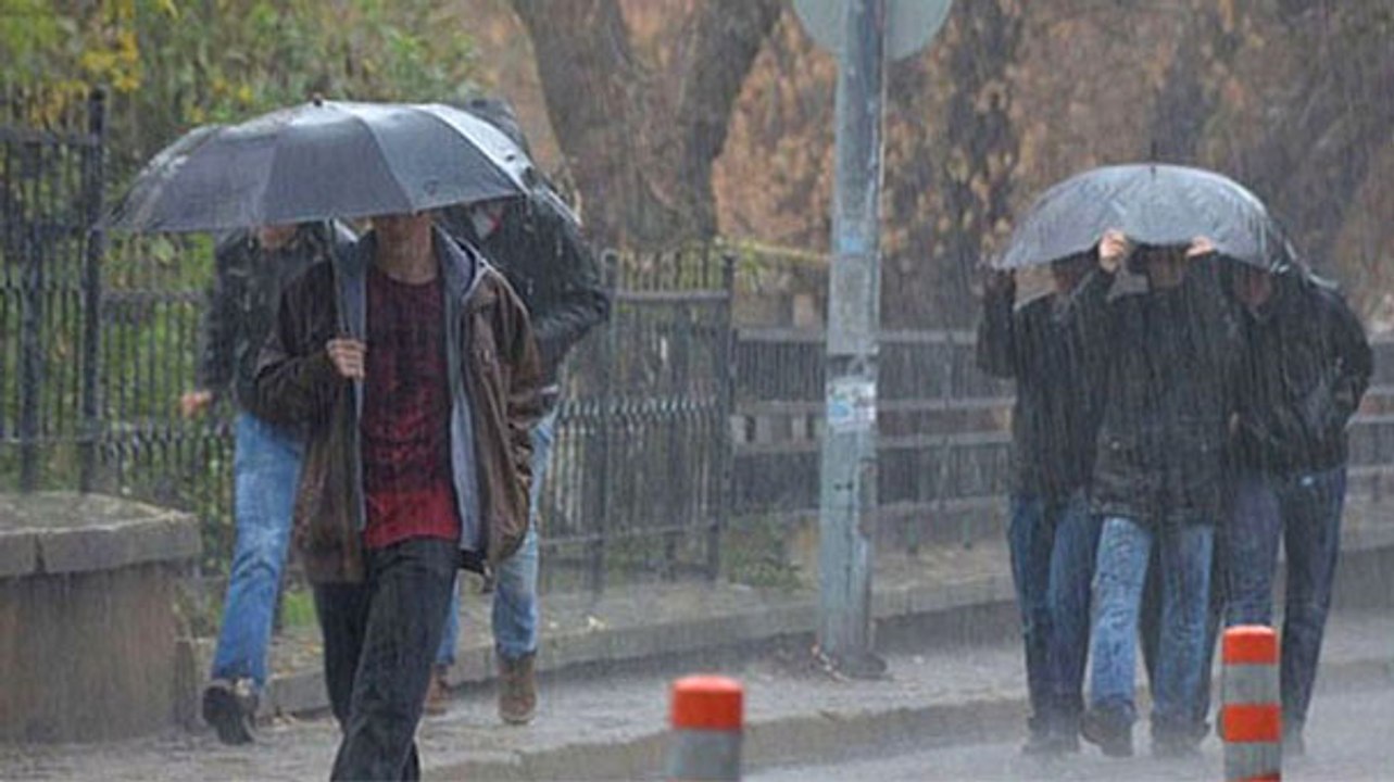 Meteoroloji'den Kuvvetli Yağış ve Fırtına Uyarısı