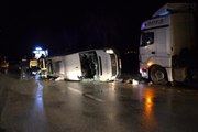 Son Dakika! Çanakkale'nin Biga İlçesinde, İşçileri Taşıyan Minibüs ile TIR Çarpıştı: 4 Ölü, 16 Yaralı