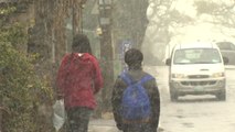 [날씨] 나흘 만에 영상권 회복...내일 곳곳 눈비 / YTN