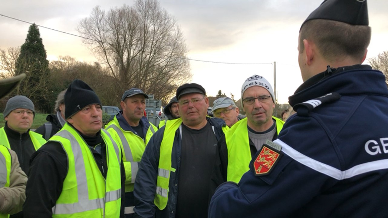 Une trentaine de Gilets jaunes manifestent près de l’usine Noma composites