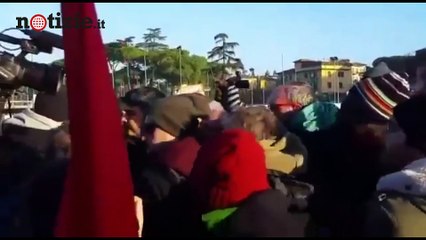 Roma, sgombero dell'ex Penicillina: sfollati circa 40 occupanti | Notizie.it