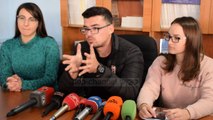 “Na kërcënojnë pedagogët”; Studentët e Korçës: S’do të tërhiqemi - Top Channel Albania