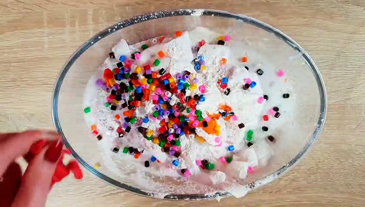 Making Slime With Funny Balloons And Water Stress Toys  - Jiggly And Fluffy