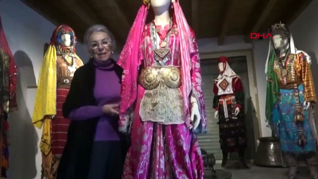 Osmanlı Paşası'nın torunu, müze geliriyle sokak kedilerini doyuruyor