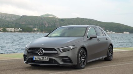 Mercedes-AMG A 35 4MATIC Design in Grey magno