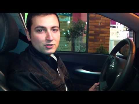 Miguel Estrada prueba el Toyota Auris híbrido