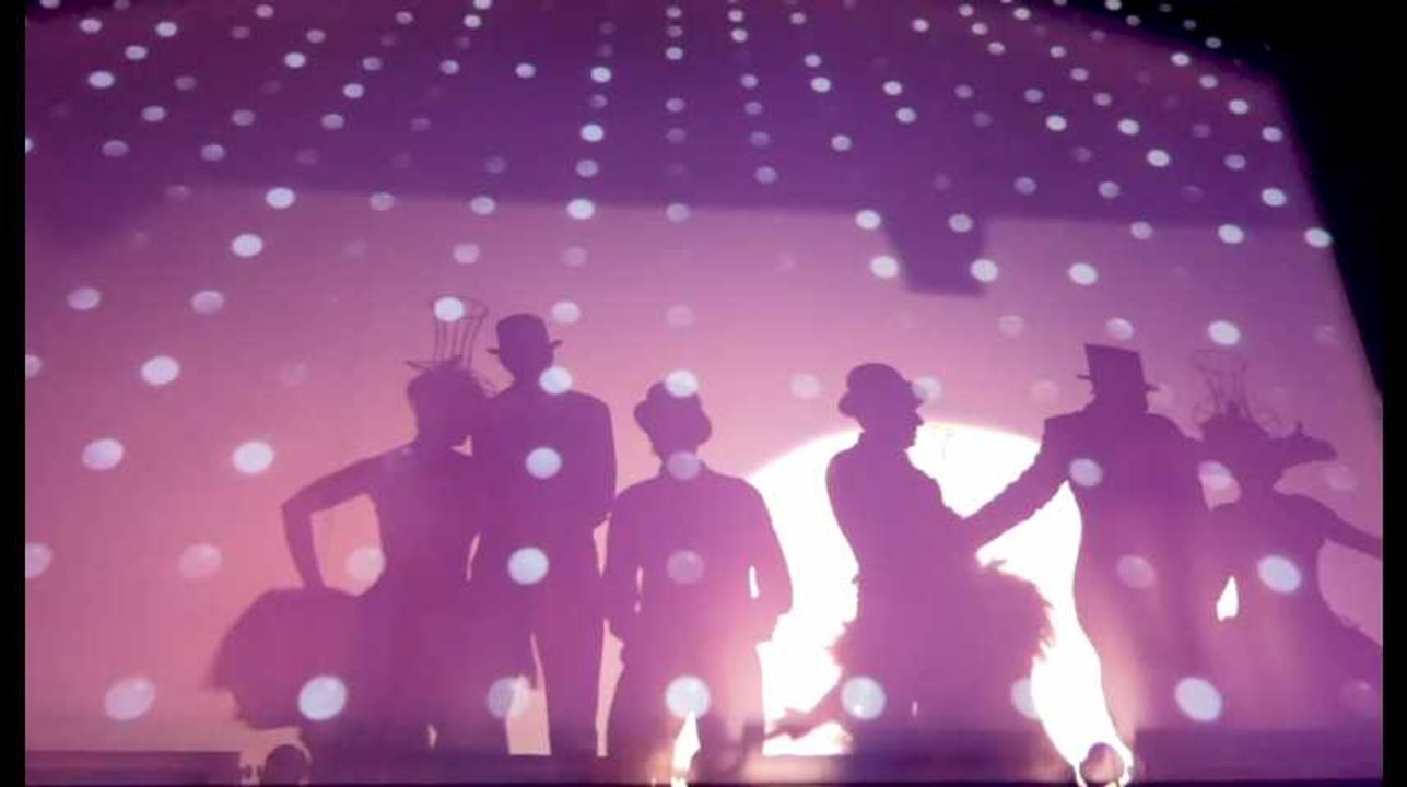 Dans les coulisses de la revue des Galeries