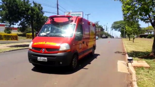 Adolescente ferido em colisão com moto é atendido pelo Siate na Av. Tancredo Neves