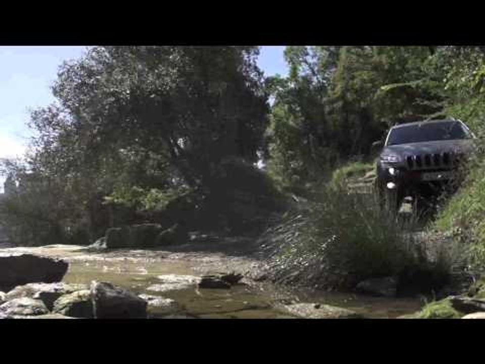 Jeep Cherokee off road