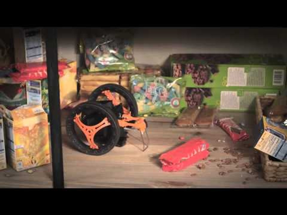 Parrot MiniDrone & Parrot Jumping Sumo