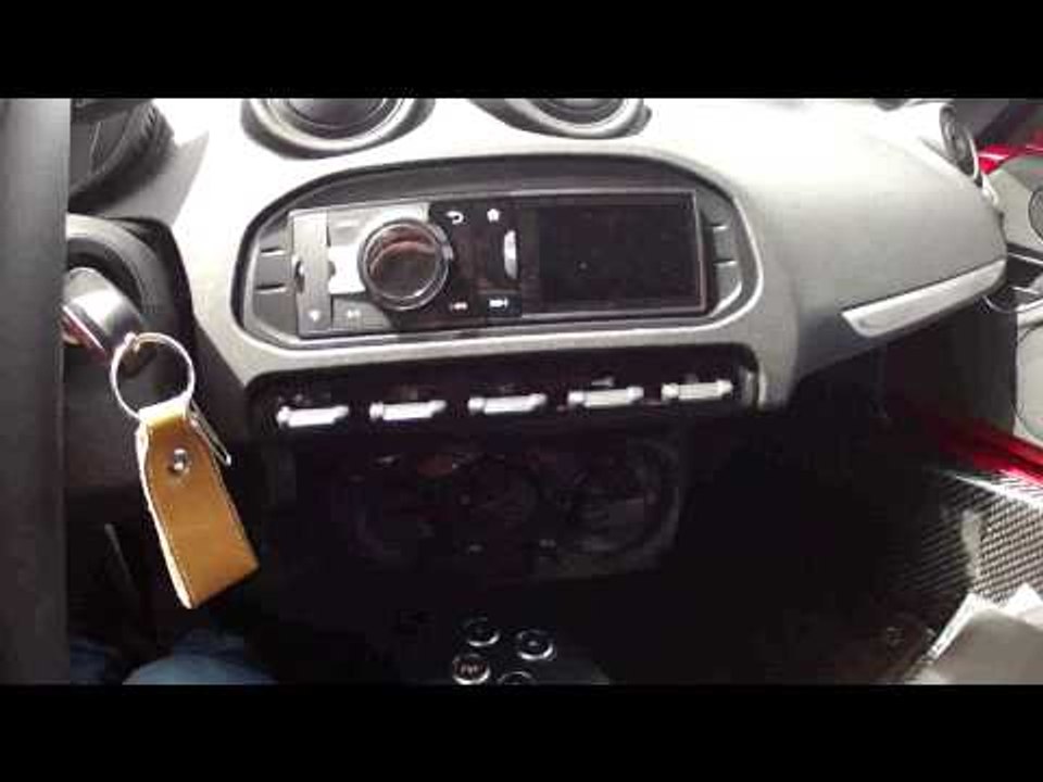 Análisis interior Alfa 4C tutorial